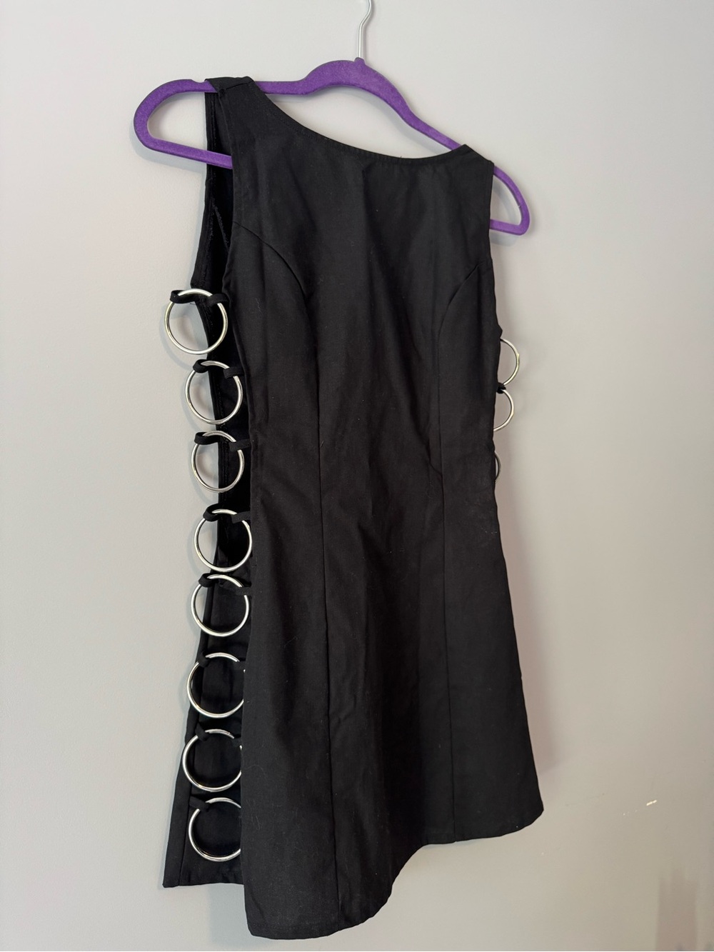 Black Ring-Detail Sleeveless Black Dress size: Medium. Brand unknown, never worn